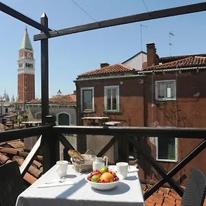Tra San Marco E Rialto Venecia